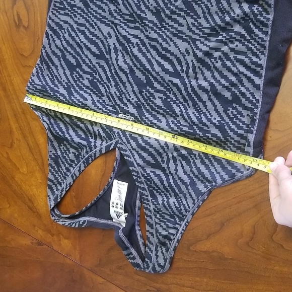 ADIDAS techfit zebra tank top - Picture 6 of 7